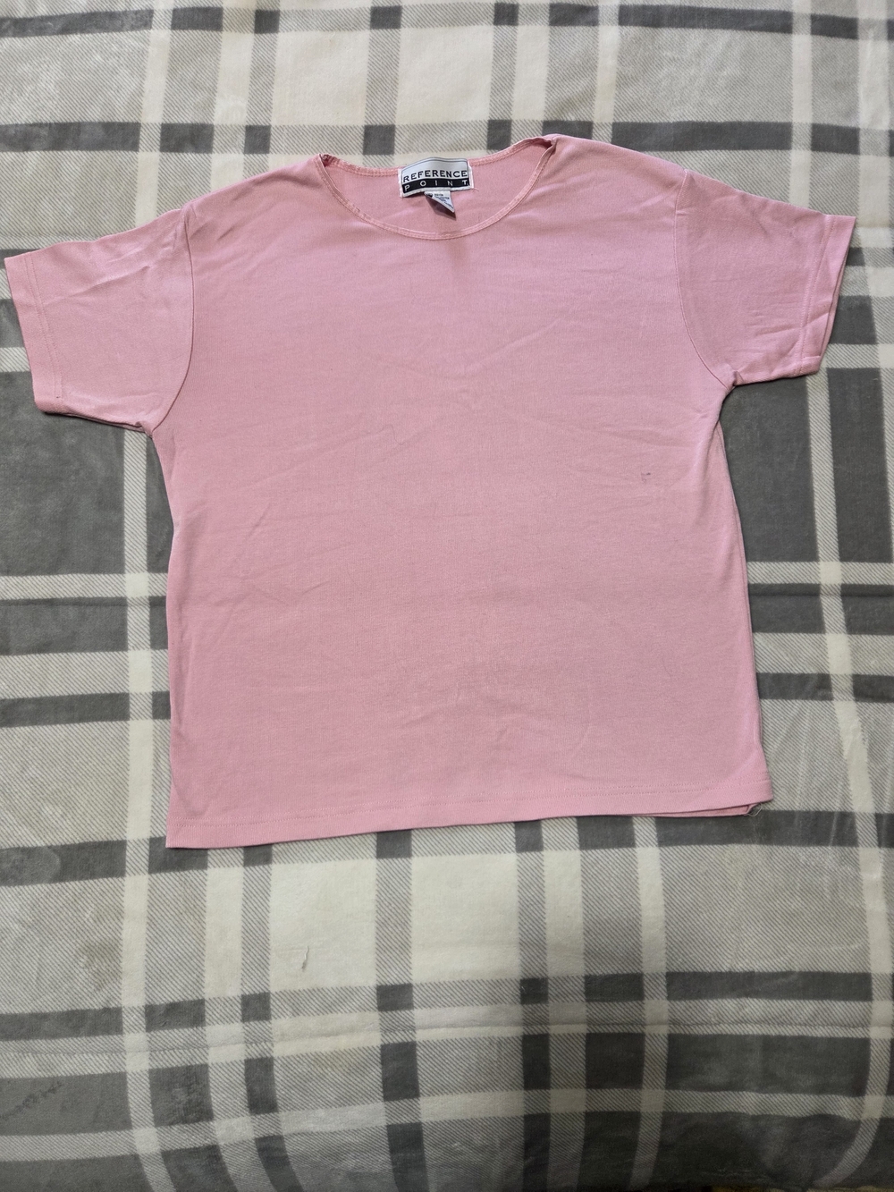 REFERENCE Casual Crewneck Short Sleeve Tee in Pink